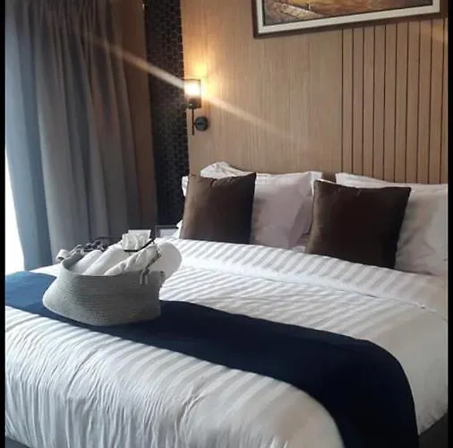 Tree​ For​ Rest​ Poshtel Hostal Bangkok