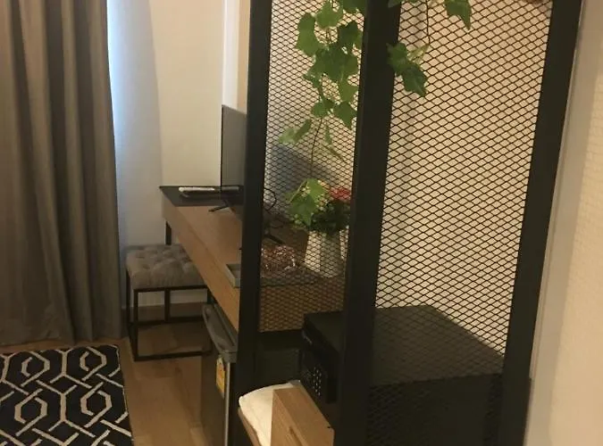 Hostal Tree​ For​ Rest​ Poshtel *